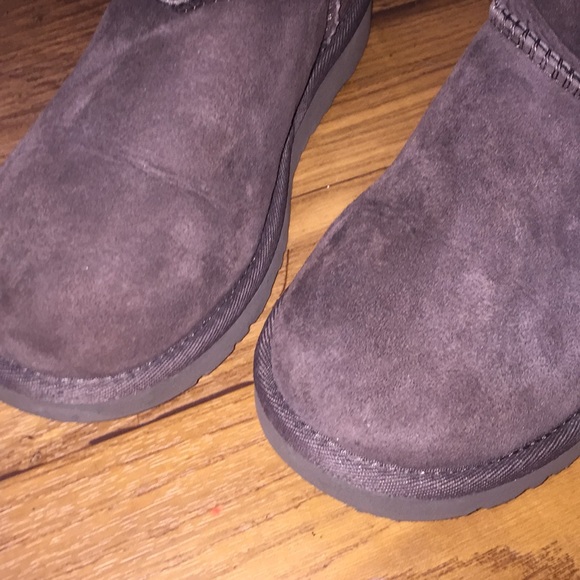 Chocolate brown UGGS(little girl3) - Picture 7 of 8